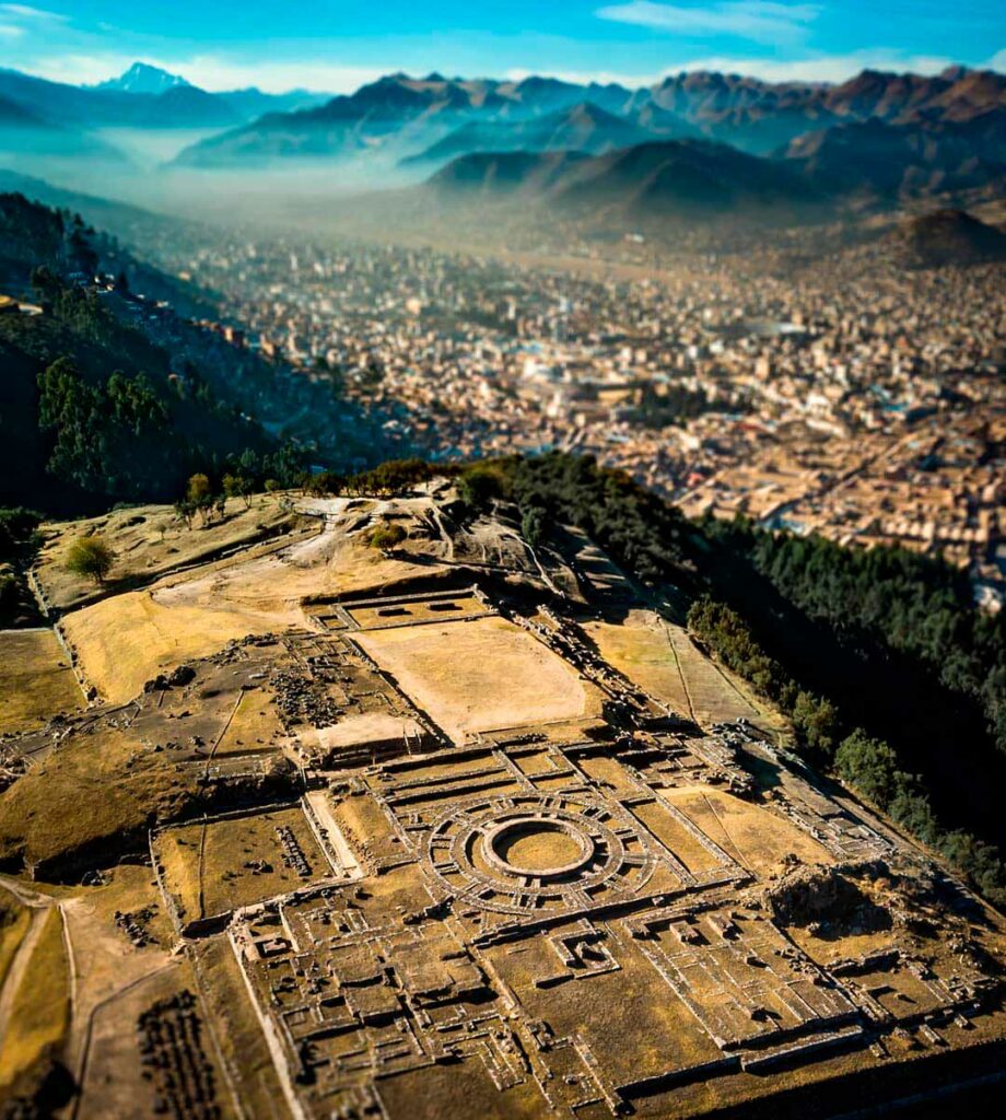 HISTORIA-DE-SACSAYHUAMAN-4-920x1024 Il mistero delle incredibili mura megalitiche di Cusco e Sacsayhuaman in Perù