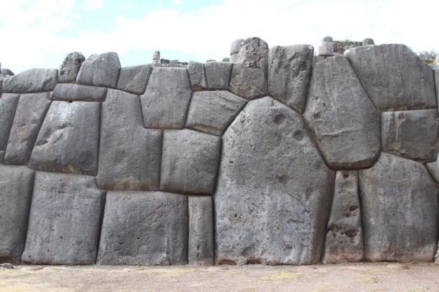 cuzco6 Il mistero delle incredibili mura megalitiche di Cusco e Sacsayhuaman in Perù